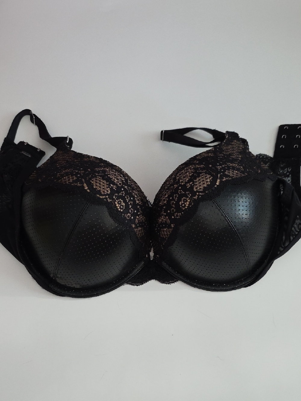 Victoria's Secret Black Lace Bombshell Push-Up Bra